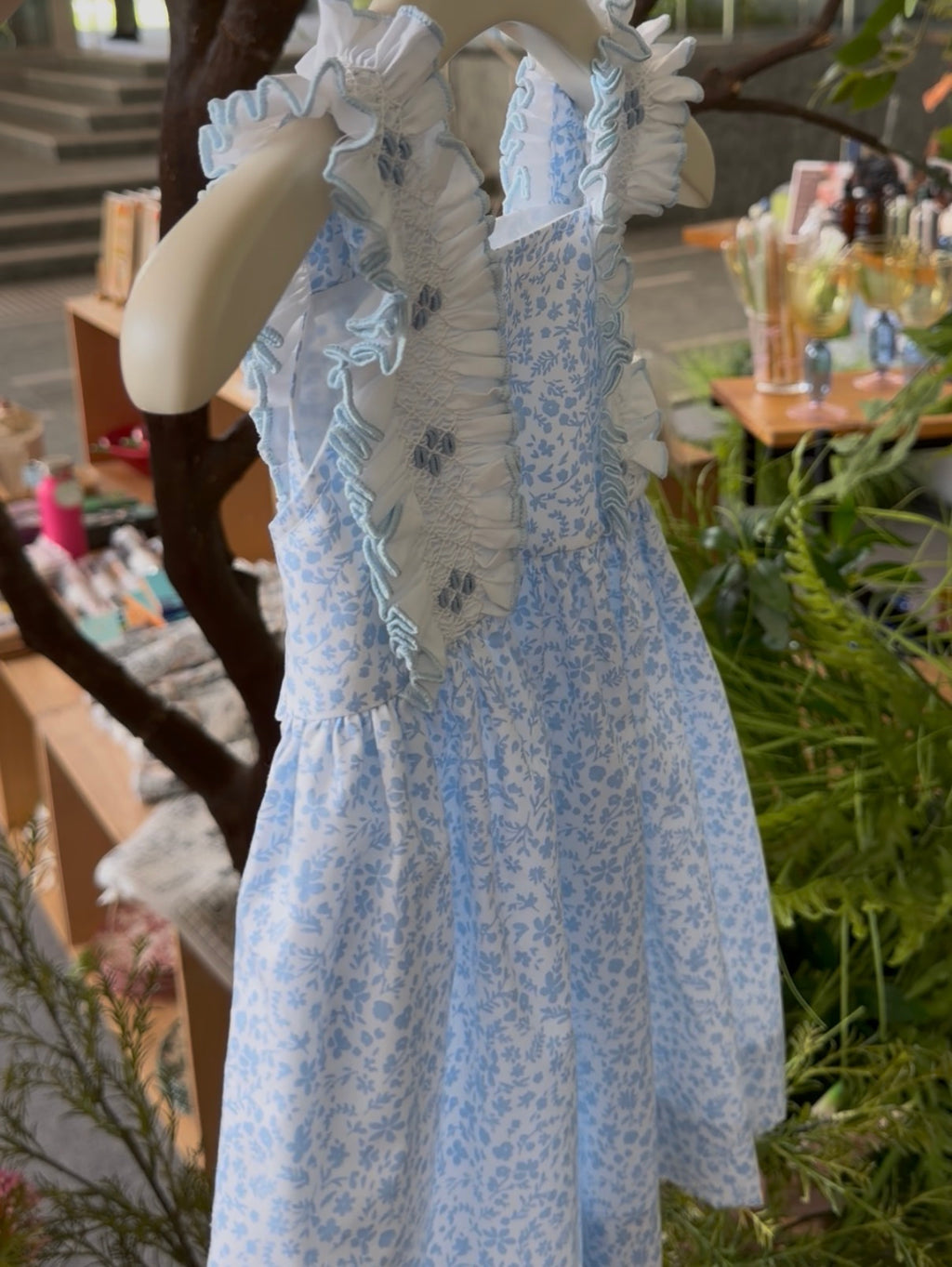 Leah dress in blue